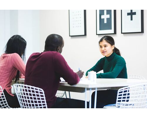 business-meetings-presentation-professional