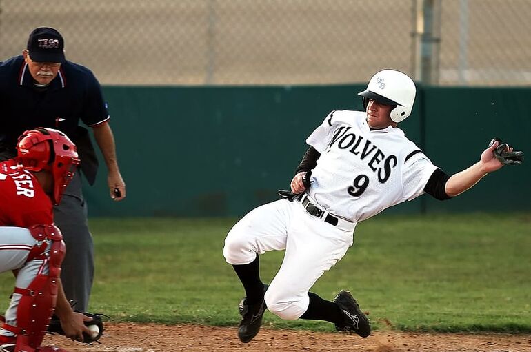 action-athlete-baseball-baseball-bat