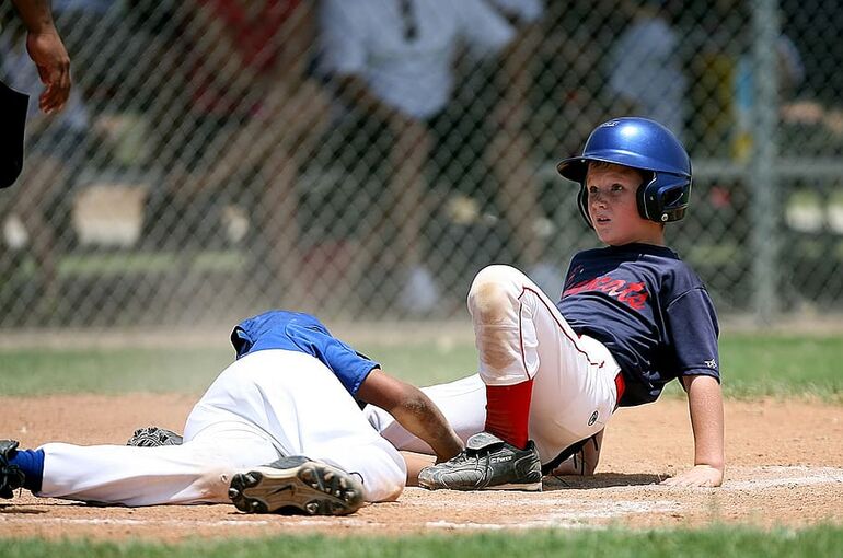 action-athletes-audience-barb-wires